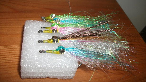 10 MOUCHES CARNASSIER BROCHET/BAR