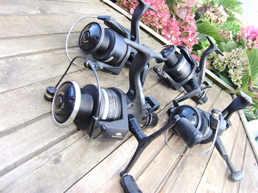 MOULINET SHIMANO BAITRUNNER 8010